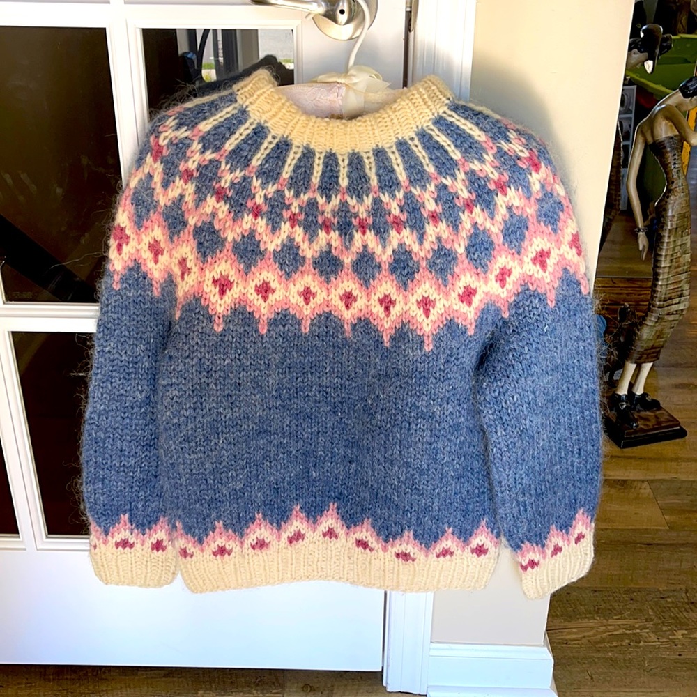 Alva knit 100% wool sweater